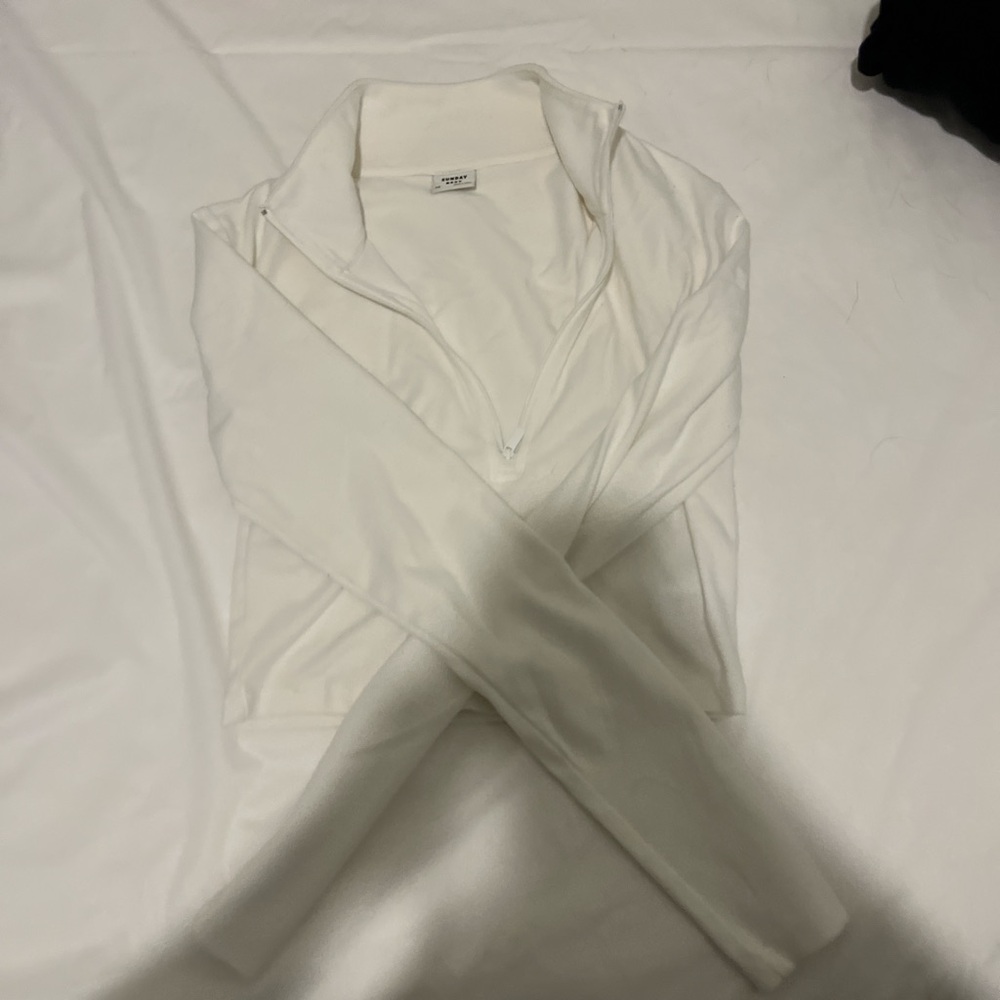 Sunday best half cropped zip